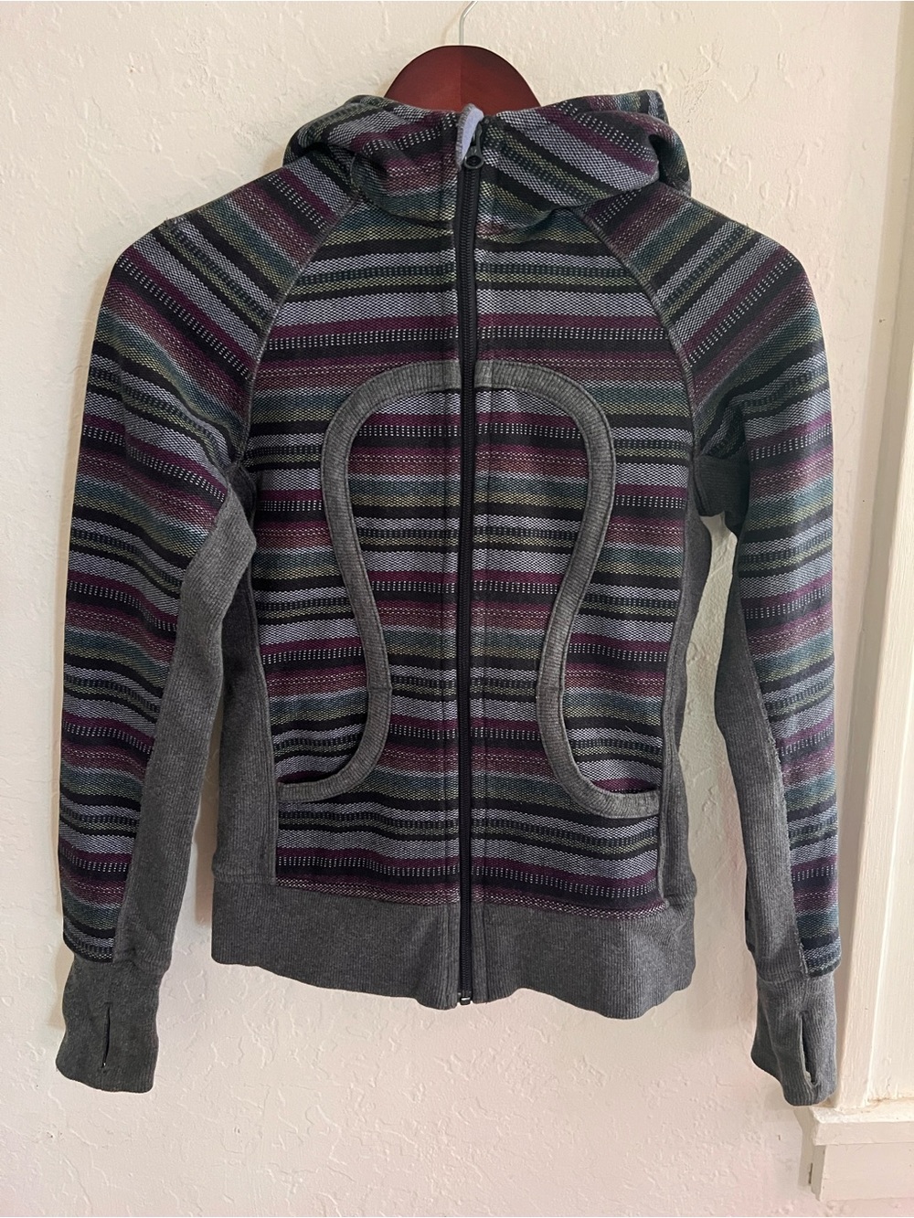 Lululemon Striped Scuba Hoodie size 4